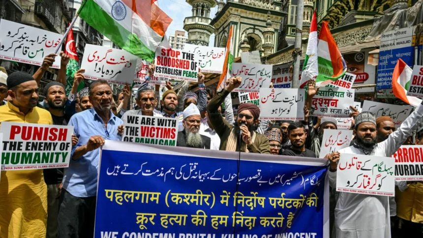 Indian and Pakistani forces exchange gunfire across the Kashmir border amid rising tensions — India Pakistan Kashmir gunfire.
