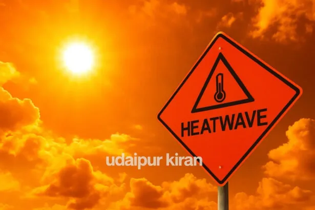 Heatwave Warning April 2025: IMD advises precautions against extreme heat exposure during peak hours from 11 am to 3 pm