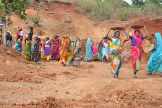 MGNREGS Job Delivery Decline: 6 Stark Realities Exposing the Rural Employment Crisis